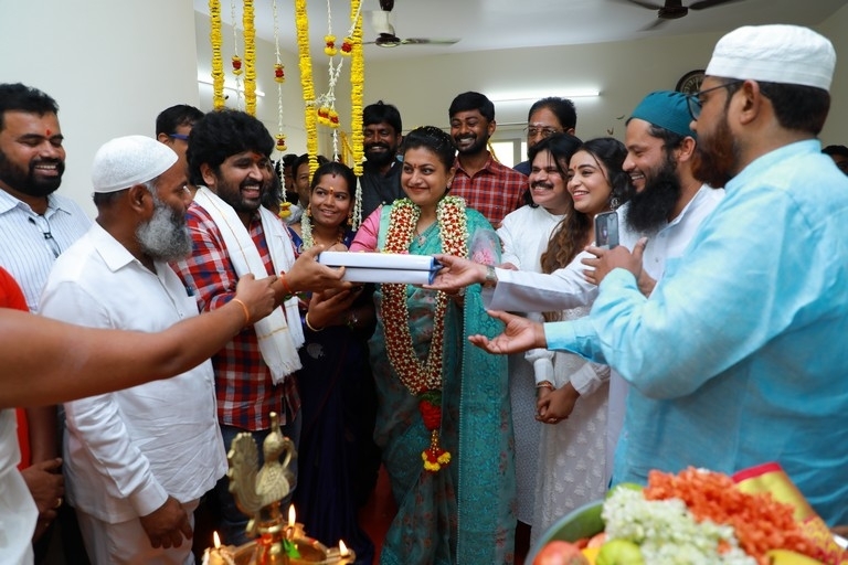 Nadiyas Entertainment Movie Opening - 3 / 8 photos