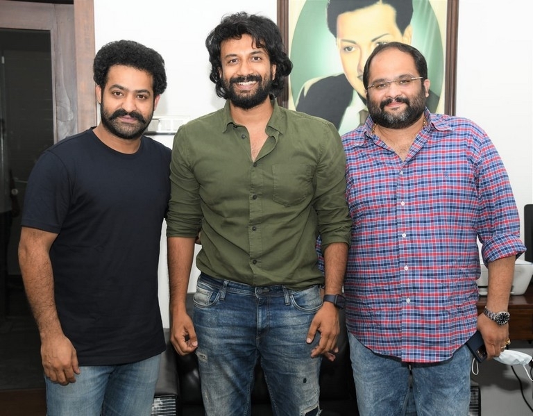 NTR launches Thimmarusu Trailer - 2 / 4 photos