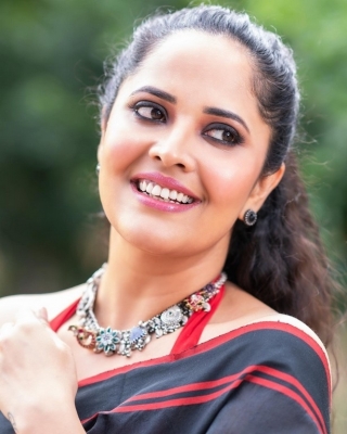 Anasuya Bharadwaj Photos - 6 of 7