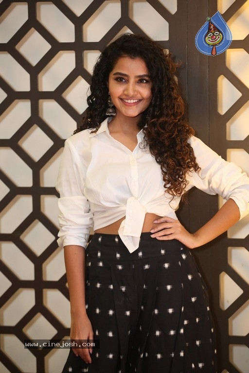 Anupama Parameswaran Photos - 10 / 19 photos