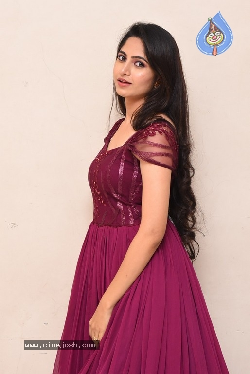 Kushi Ravi Photos - 7 / 19 photos