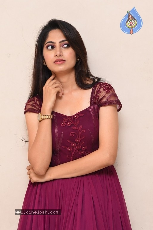 Kushi Ravi Photos - 12 / 19 photos