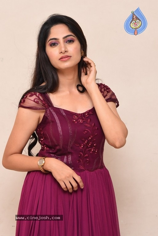 Kushi Ravi Photos - 15 / 19 photos