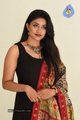 Malavika Satheesan Photos - 8 of 20