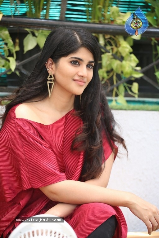 Megha Akash Photos - 15 / 23 photos