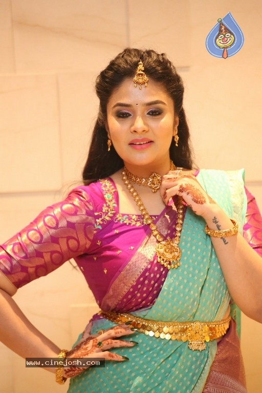 Sreemukhi Photos - 6 / 20 photos