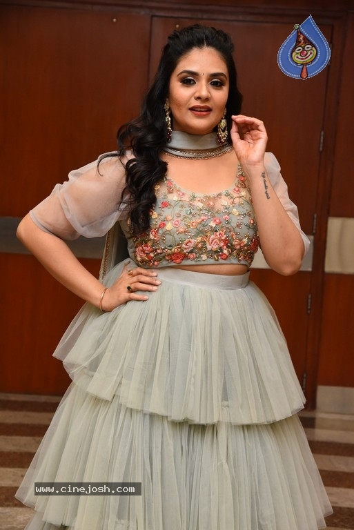 Sreemukhi Photos - 7 / 21 photos