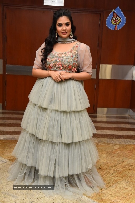 Sreemukhi Photos - 11 / 21 photos