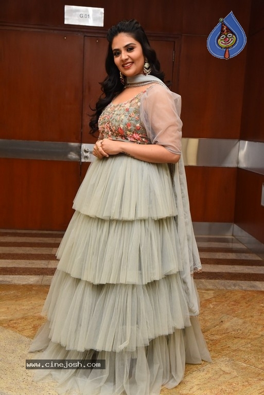 Sreemukhi Photos - 19 / 21 photos