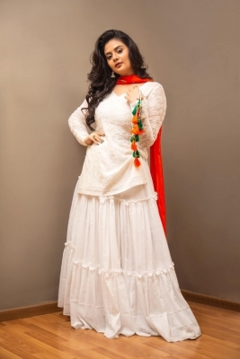 Sreemukhi Photos - 5 of 6