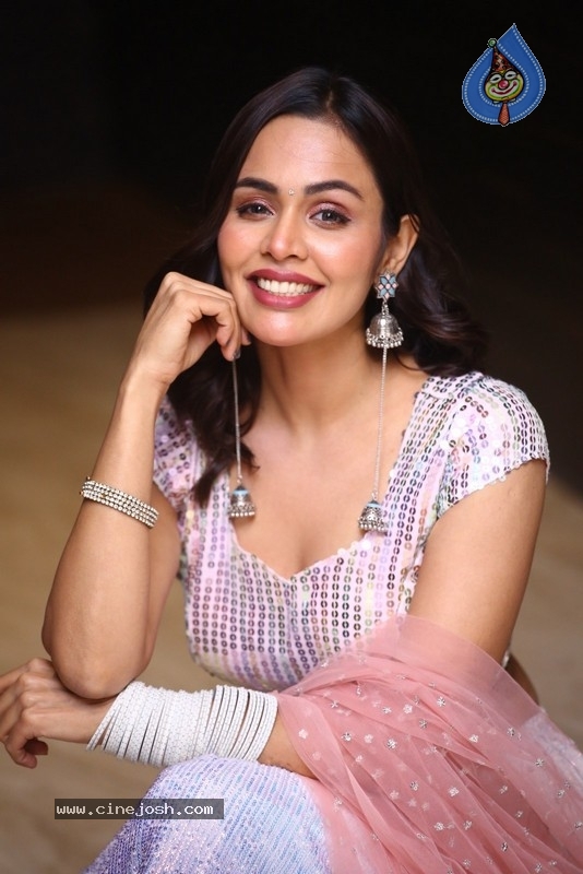 Ashmita Kaur Bakshi Stills - 10 / 39 photos