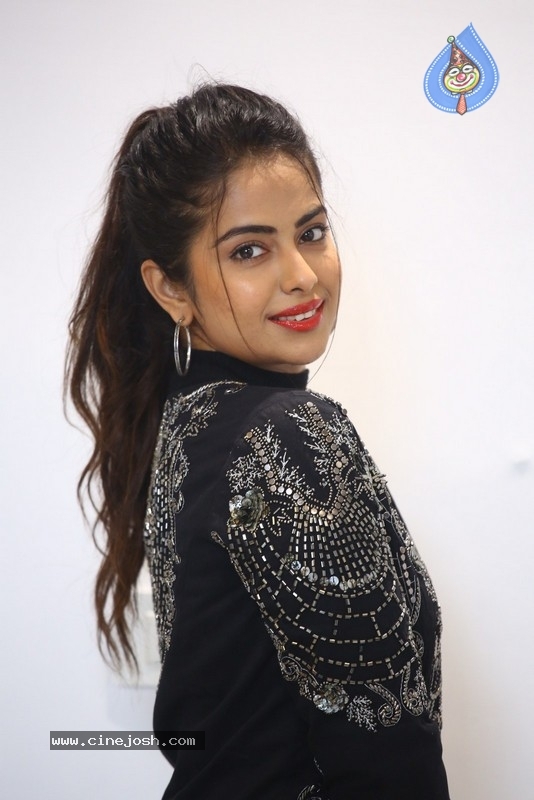 Avika Gor Photos - 6 / 17 photos