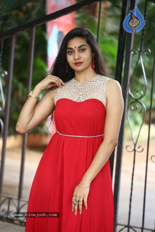 Gnana Priya Photos - 8 / 20 photos