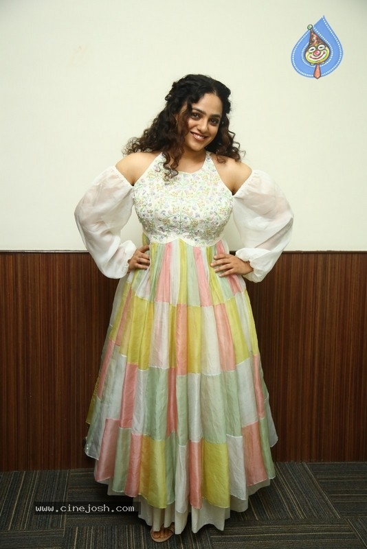 Nithya Menen Photos - 2 / 21 photos