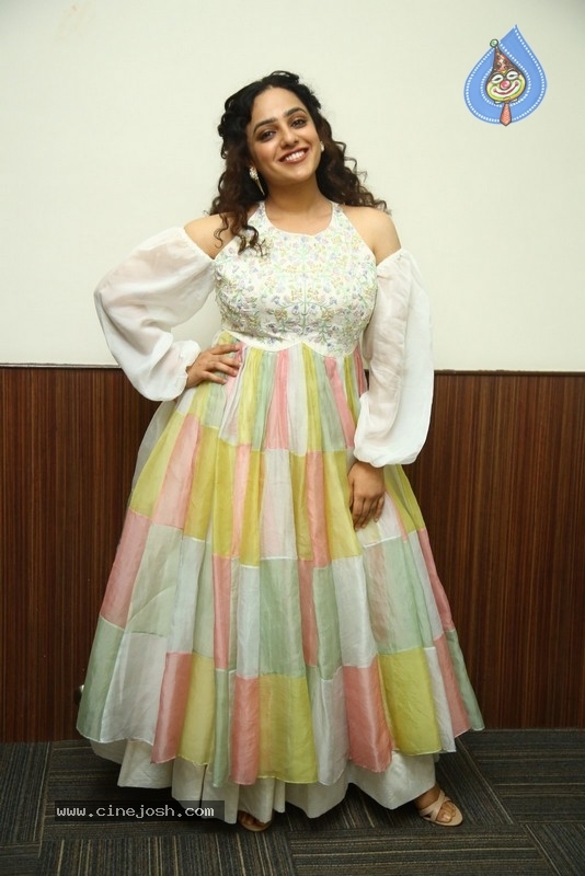 Nithya Menen Photos - 4 / 21 photos