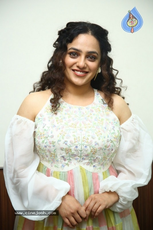 Nithya Menen Photos - 15 / 21 photos