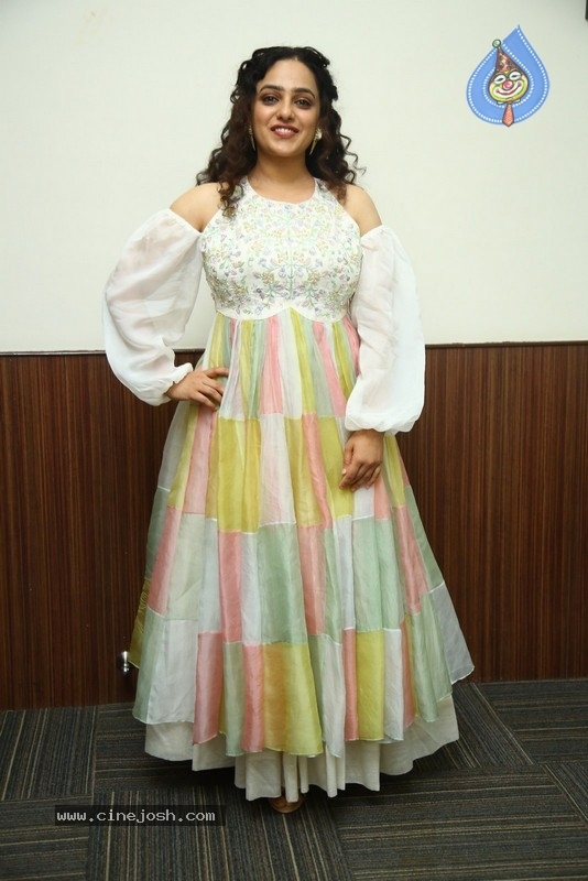 Nithya Menen Photos - 20 / 21 photos