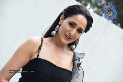 Pragya Jaiswal Photos - 10 of 21