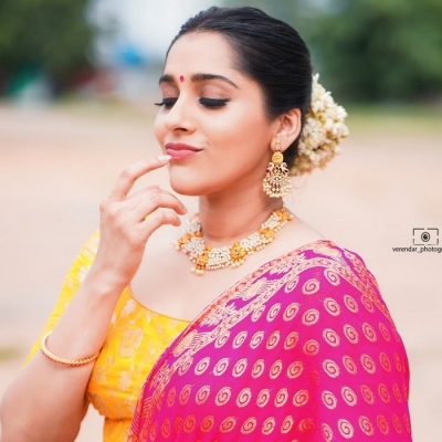 Rashmi Gautam Photos - 7 of 10