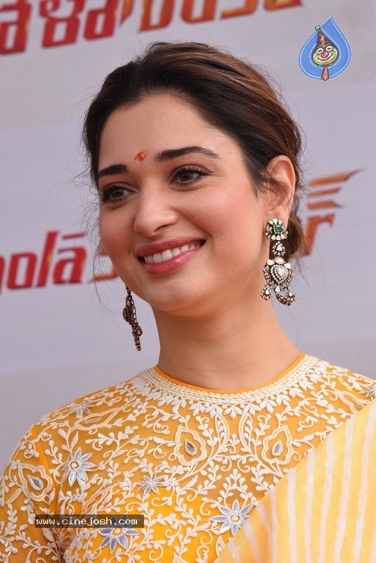 Tamannaah Bhatia Photos - 9 / 21 photos