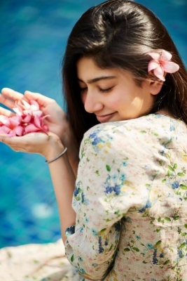 Sai Pallavi Photos - 1 of 5