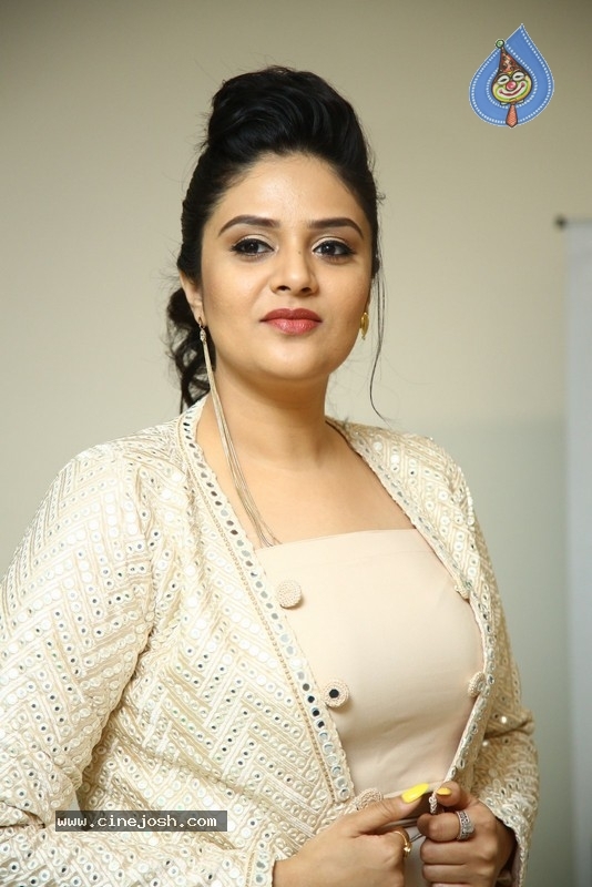 Sreemukhi Photos - 10 / 12 photos