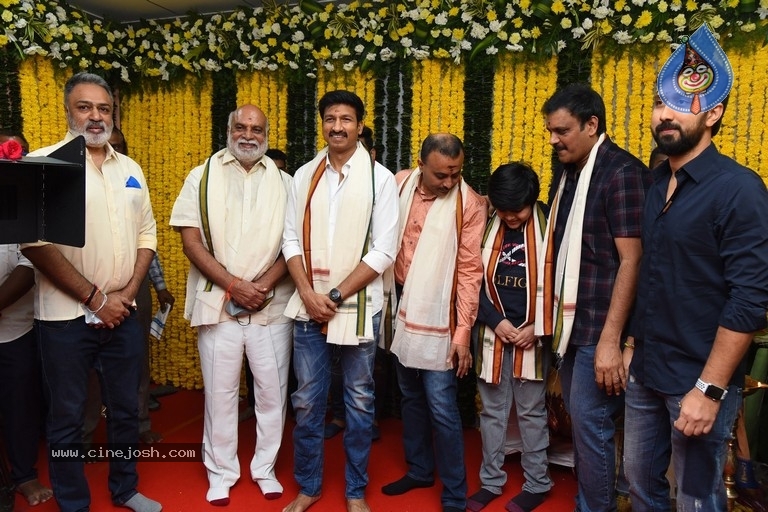 Gopichand New Movie Opening - 12 / 51 photos