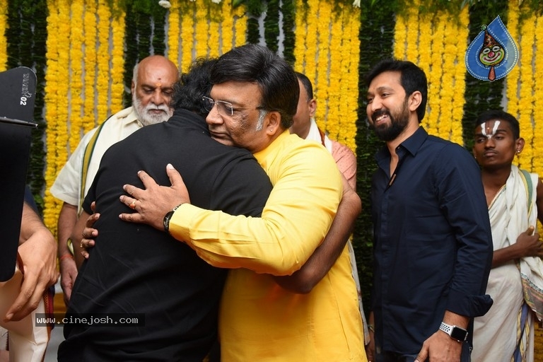 Gopichand New Movie Opening - 22 / 51 photos