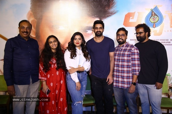 Lakshya Trailer Launch - 15 / 18 photos