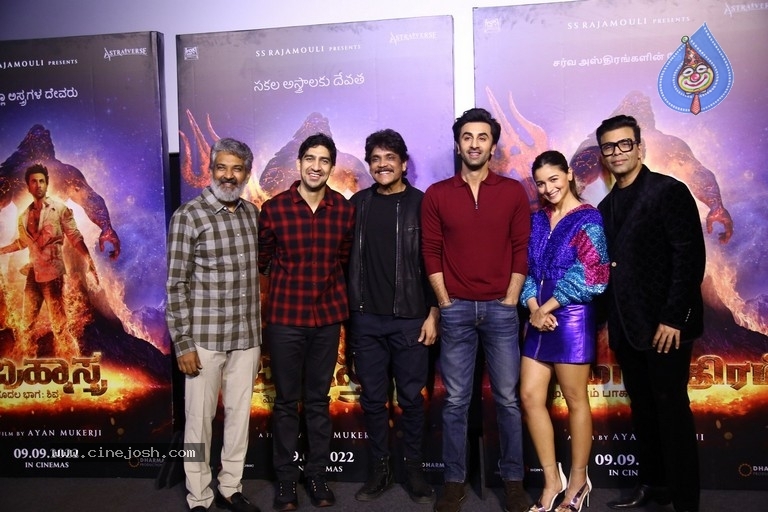 Brahmastra Movie Press Meet - 30 / 33 photos