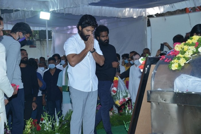 Sirivennela Sitarama Sastry Condolence Photos - 28 / 84 photos