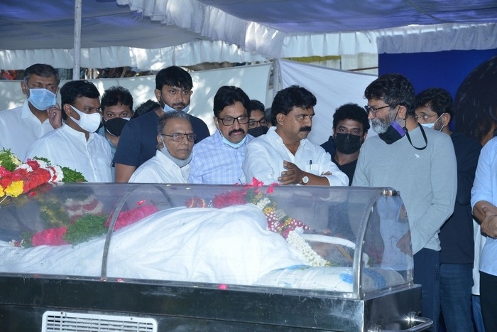 Sirivennela Sitarama Sastry Condolence Photos - 31 / 84 photos