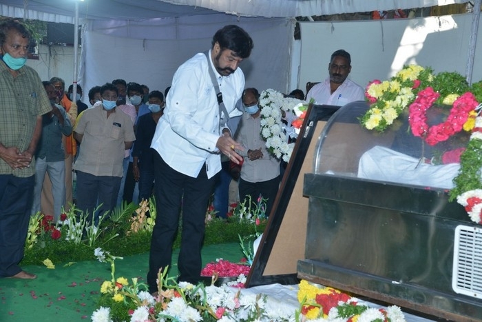 Sirivennela Sitarama Sastry Condolence Photos - 40 / 84 photos