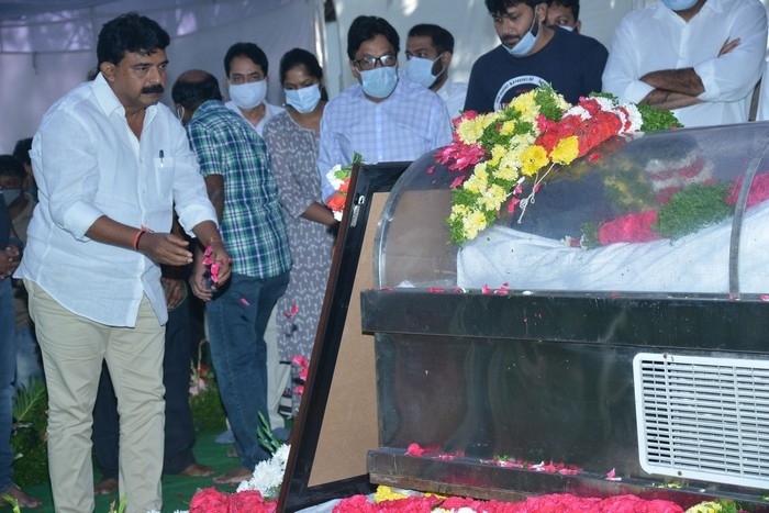 Sirivennela Sitarama Sastry Condolence Photos - 64 / 84 photos