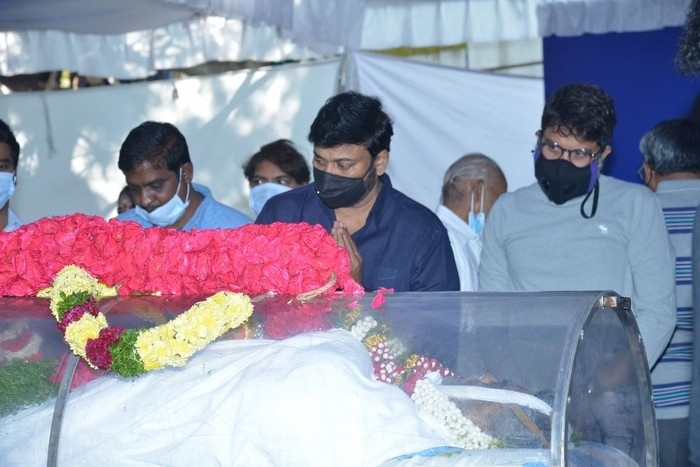 Sirivennela Sitarama Sastry Condolence Photos - 82 / 84 photos