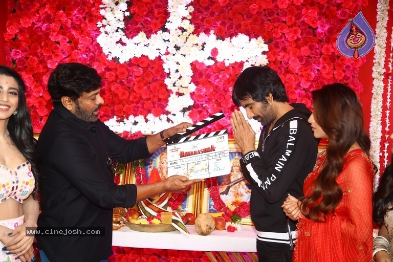 Ravanasura Movie Opening - 34 / 59 photos