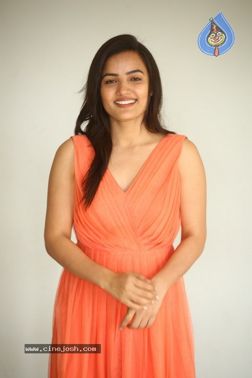 Siri Hanmanth - 8 / 12 photos