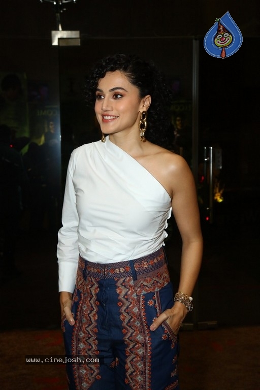 Taapsee Pannu Photos - 2 / 8 photos