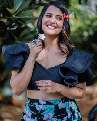 Anasuya Bharadwaj Photos - 4 of 7