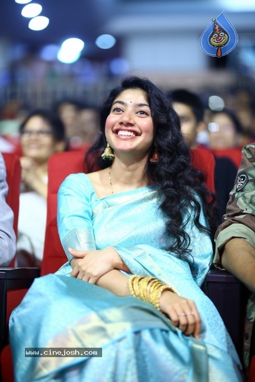 Sai Pallavi Photos - 8 / 15 photos