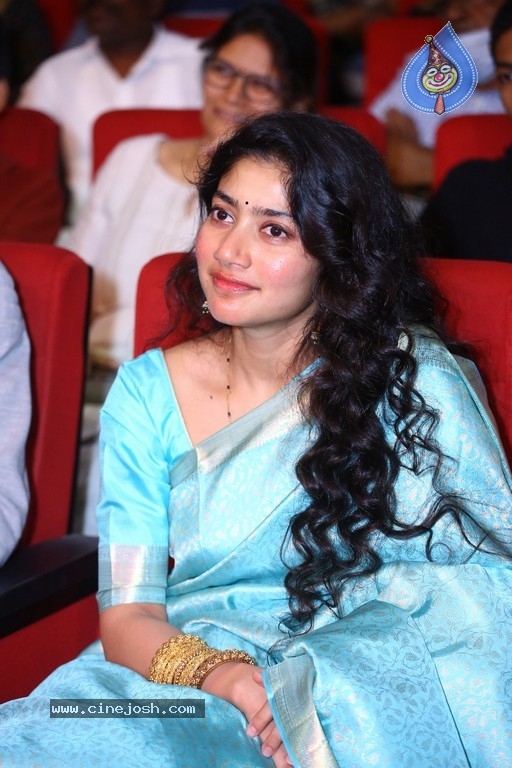 Sai Pallavi Photos - 14 / 15 photos