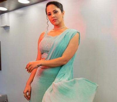 Anasuya Bharadwaj Photos - 3 of 5