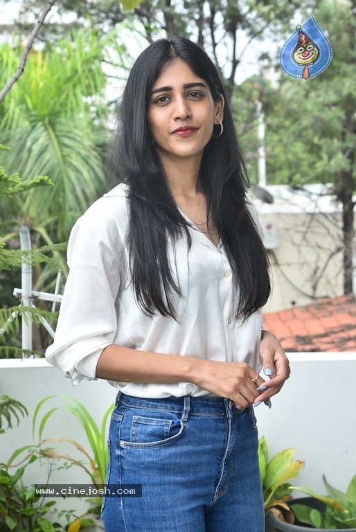 Chandini Chowdary Photos - 4 / 18 photos