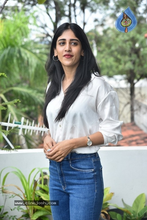 Chandini Chowdary Photos - 7 / 18 photos