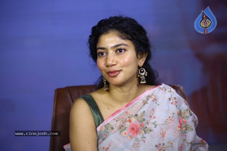 Sai Pallavi Photos - 6 / 20 photos