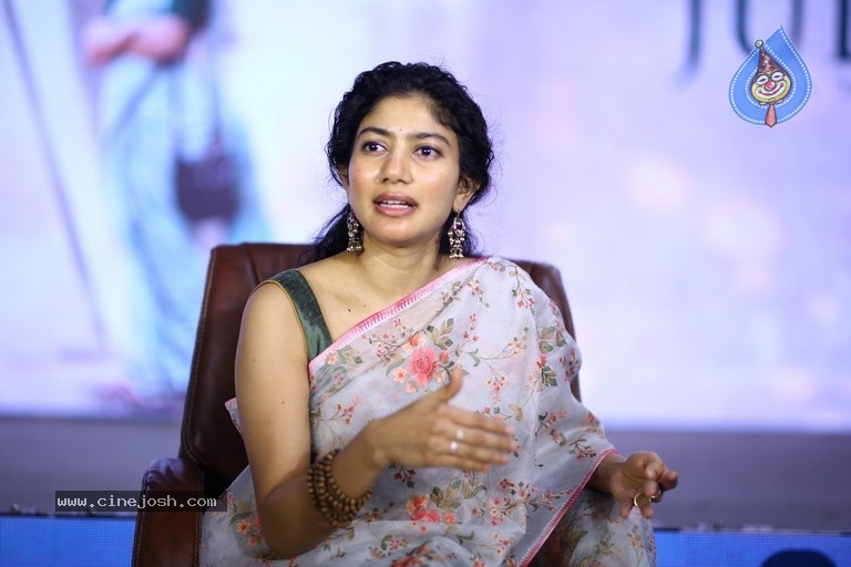 Sai Pallavi Photos - 7 / 20 photos