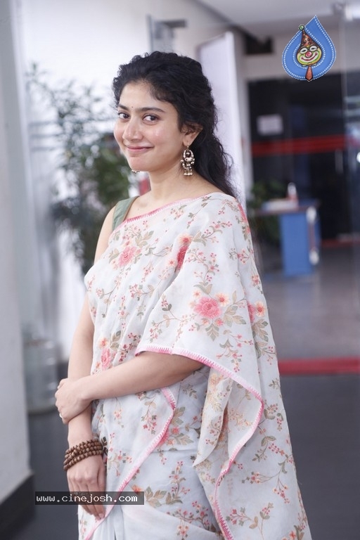 Sai Pallavi Photos - 10 / 20 photos