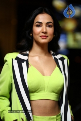 Sonal Chauhan Photos - 2 of 20