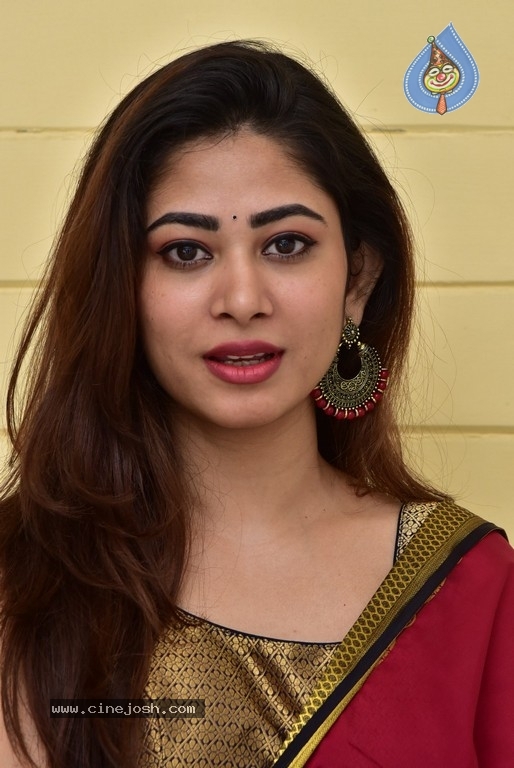 Sonia Thakur Interview Photos - 5 / 19 photos