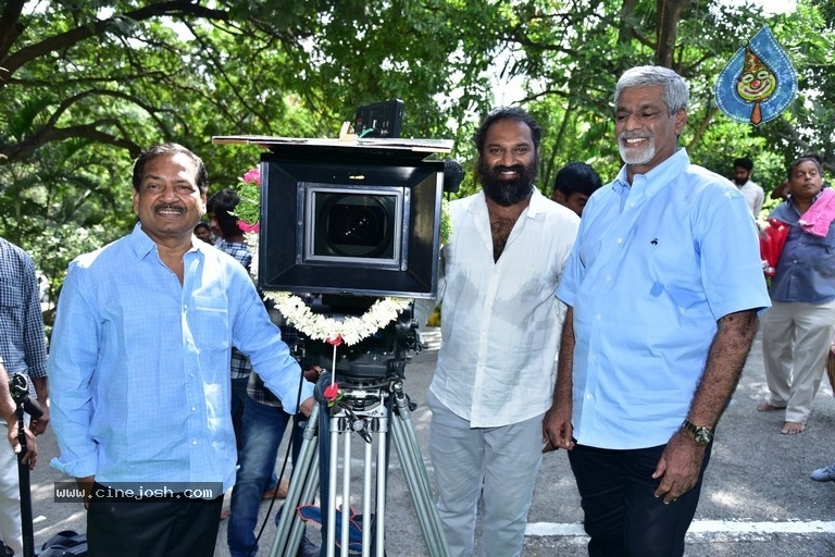 Neekai Nenu Movie Opening - 10 / 21 photos